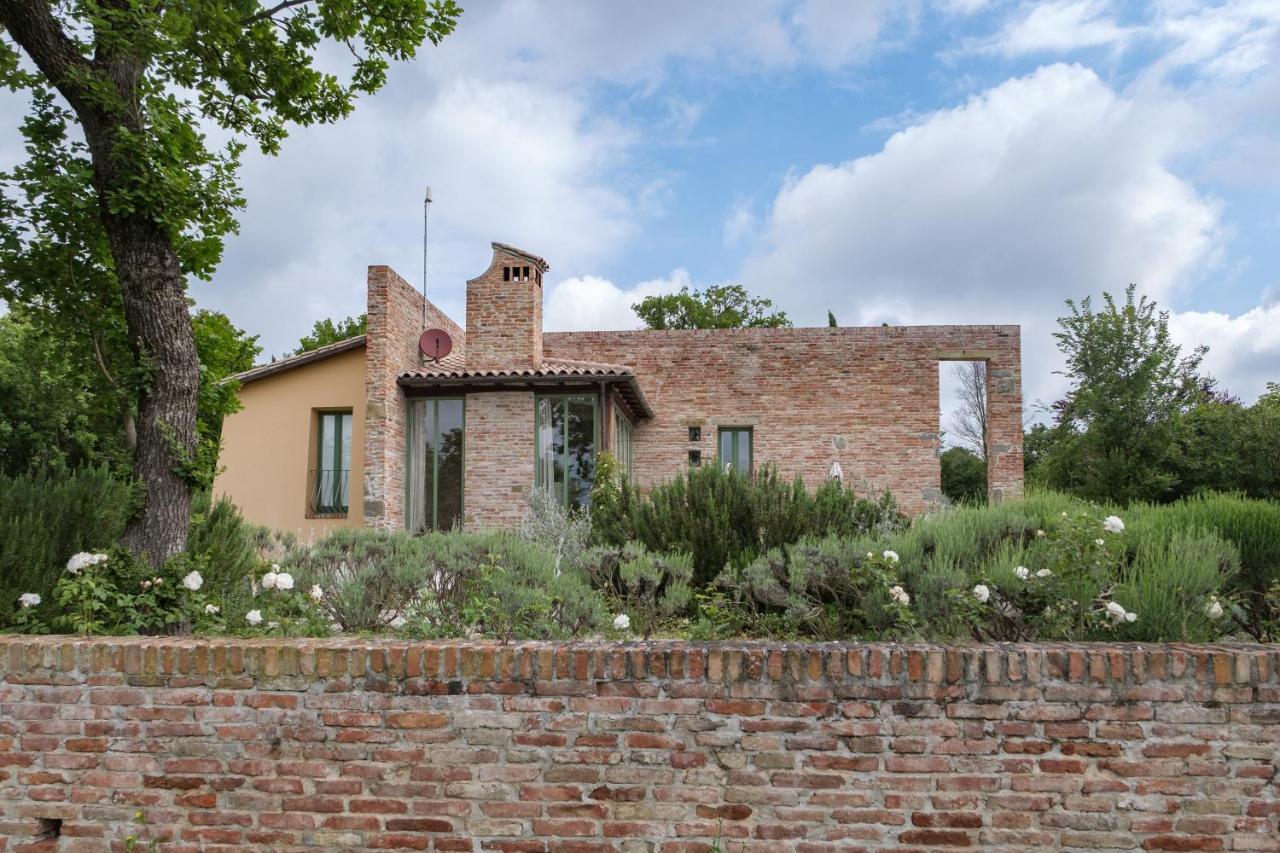 Borgo 69 Villas & Suites 弗约诺德拉亚那 外观 照片