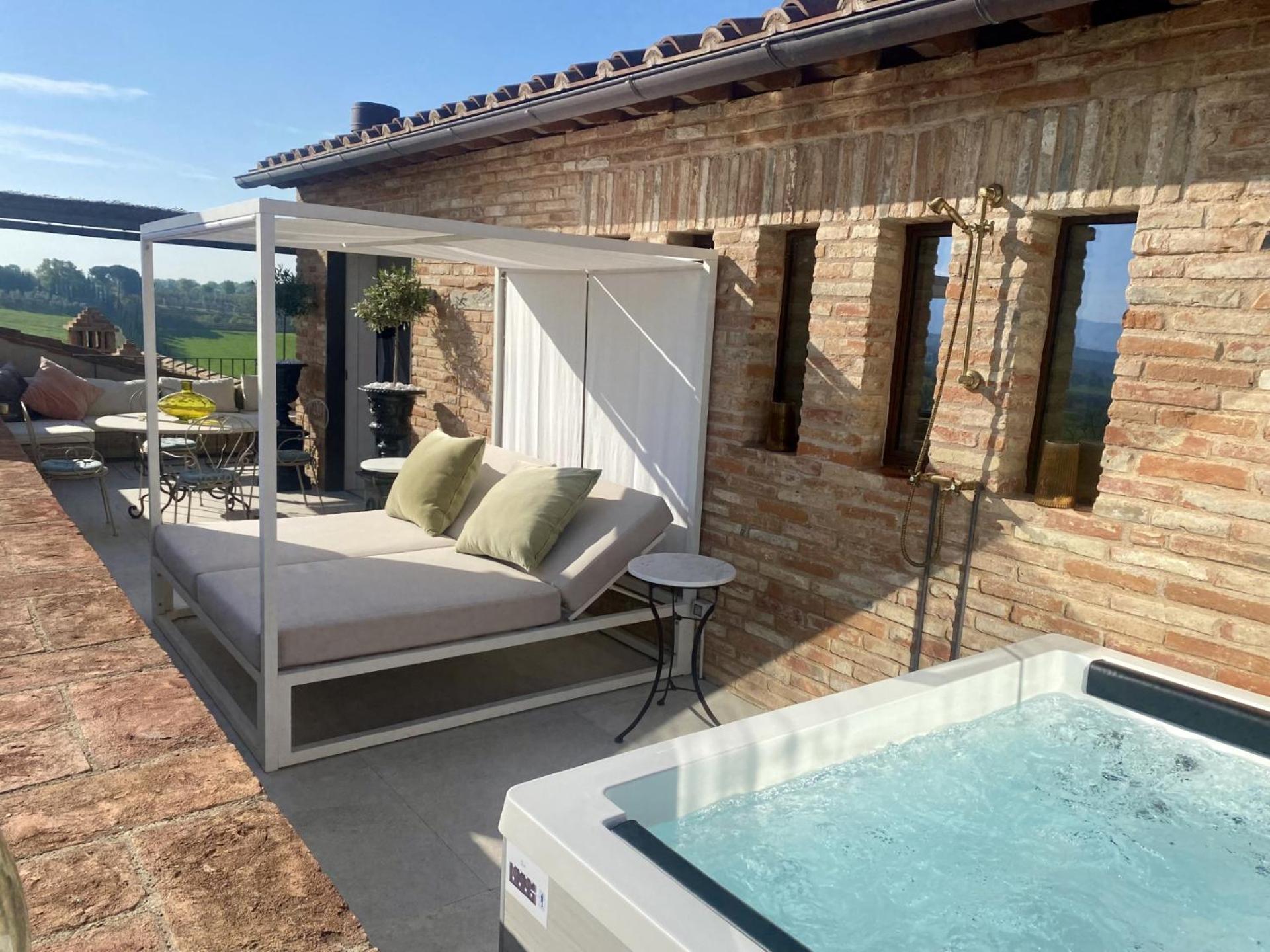 Borgo 69 Villas & Suites 弗约诺德拉亚那 外观 照片